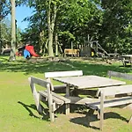 2 Bedroom Lovely In