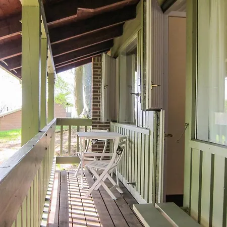2 Bedroom Lovely In