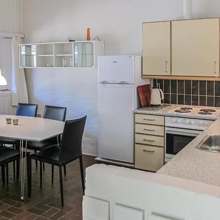 Apartman 2 Bedroom Lovely In *