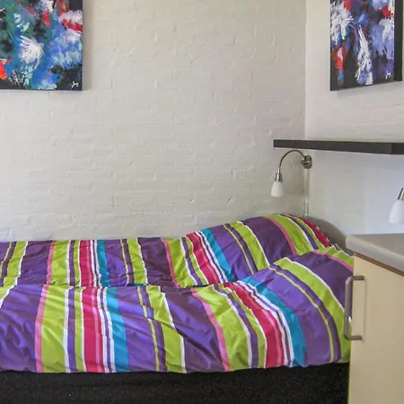 2 Bedroom Lovely In